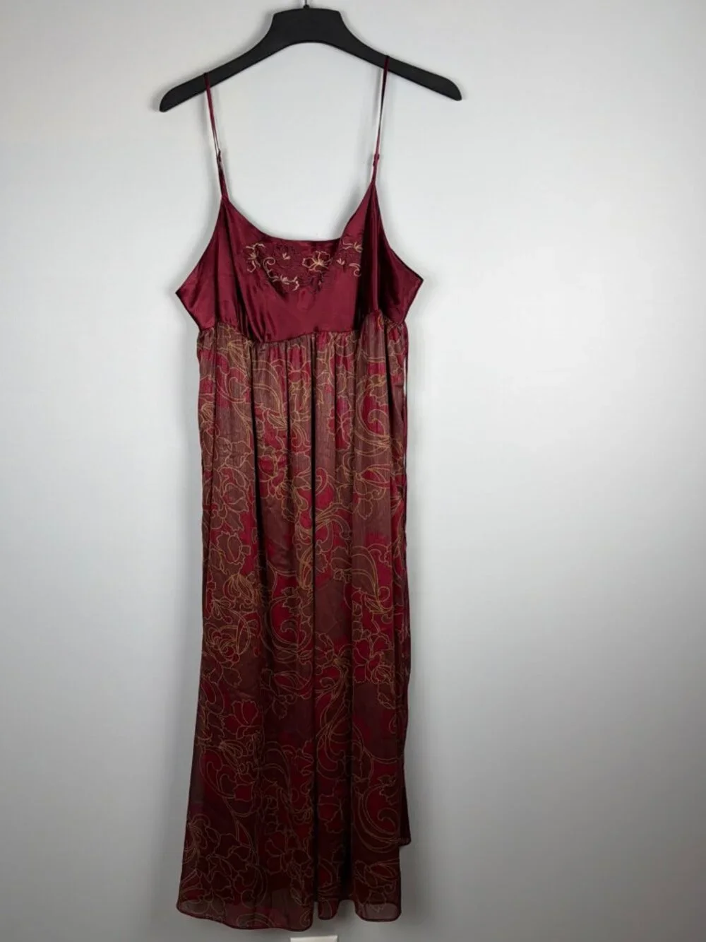 VTG Y2K Cabernet Maxi Slip Dress Womens XL Satin Silky Baby Maroon Floral Boho - Picture 1 of 9